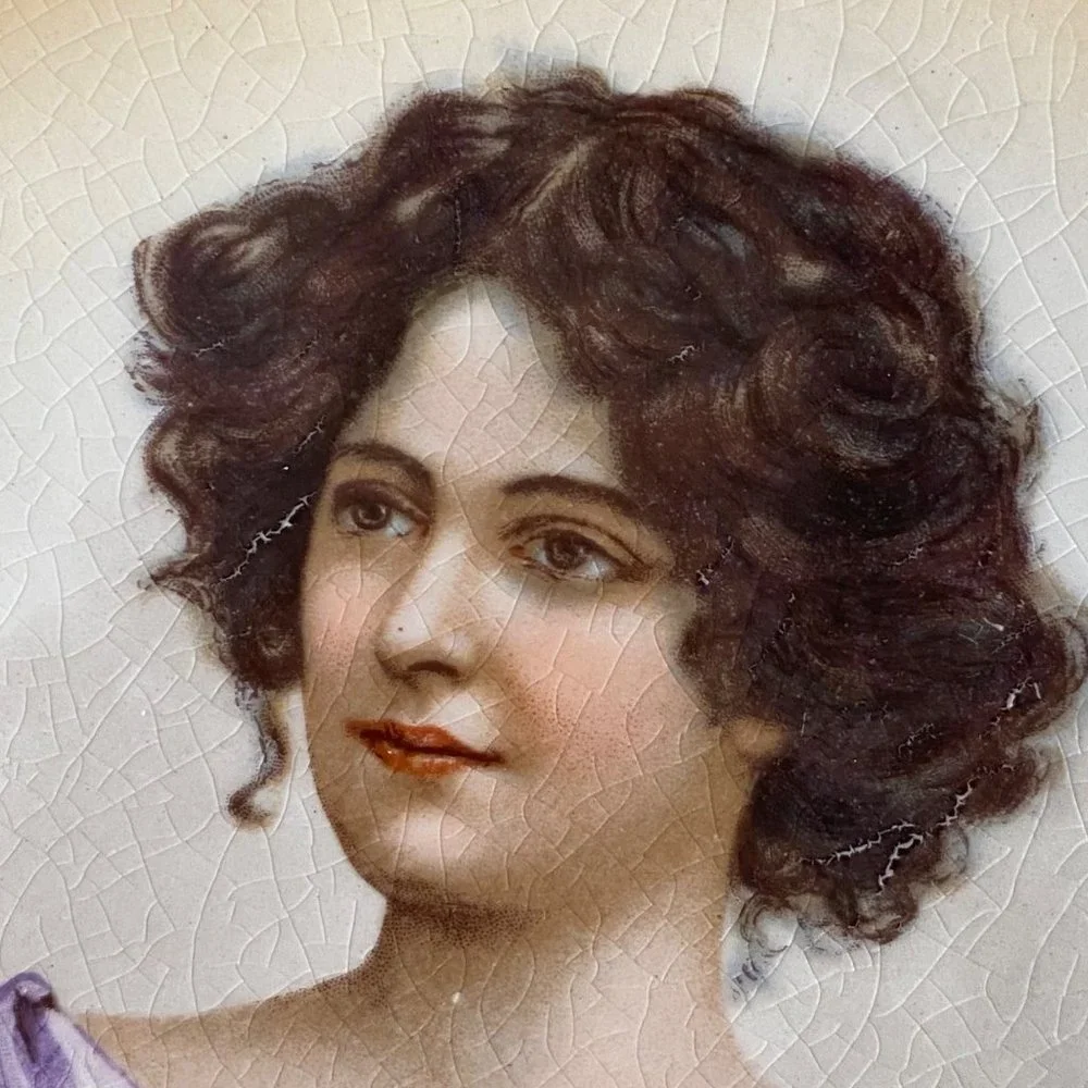 Antique TS&T Portrait Plate Lady Purple Dress Gold Signed‎ Vettori USA 9